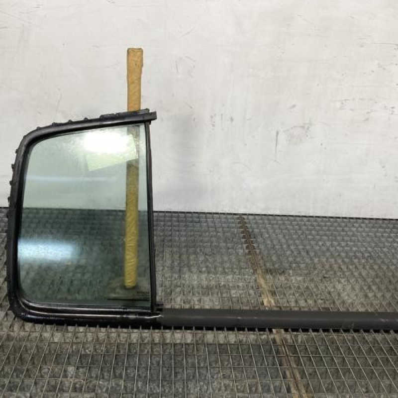 Custode arriere droit (porte) RENAULT CLIO 2 Photo n°2