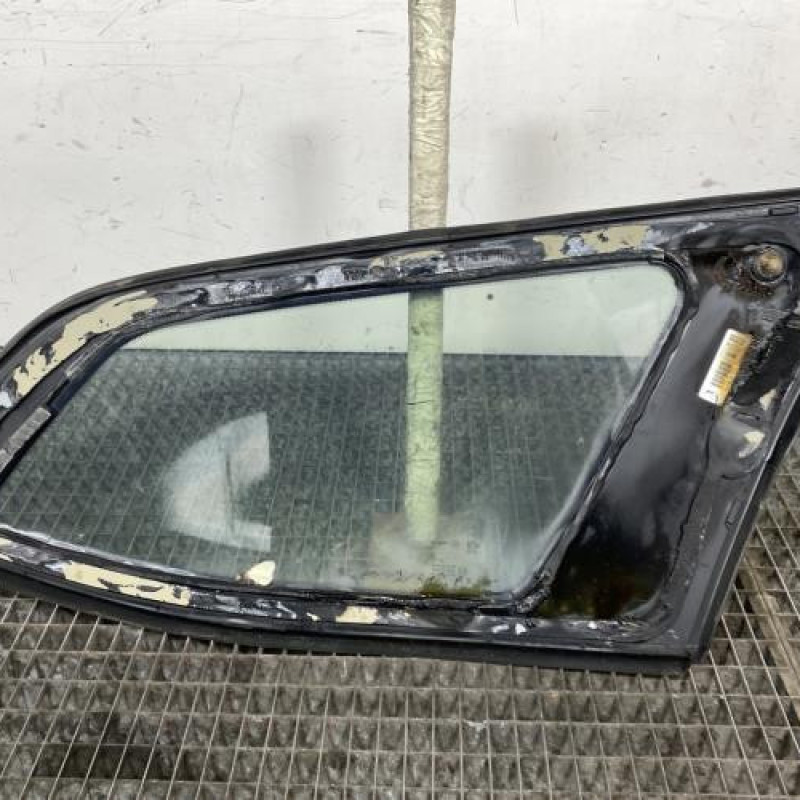 Custode arriere gauche PEUGEOT 308 2 SW Photo n°4