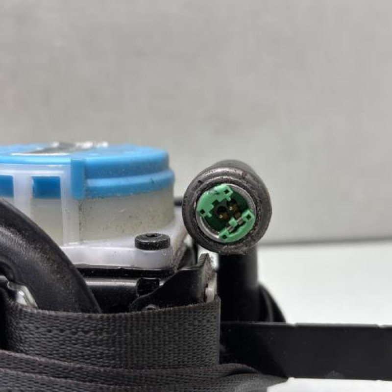 Pretensionneur de ceinture avant gauche TOYOTA YARIS 3 Photo n°4