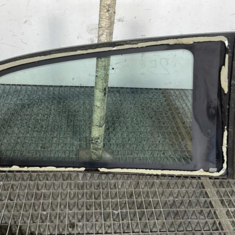 Custode arriere gauche FIAT GRANDE PUNTO Photo n°4