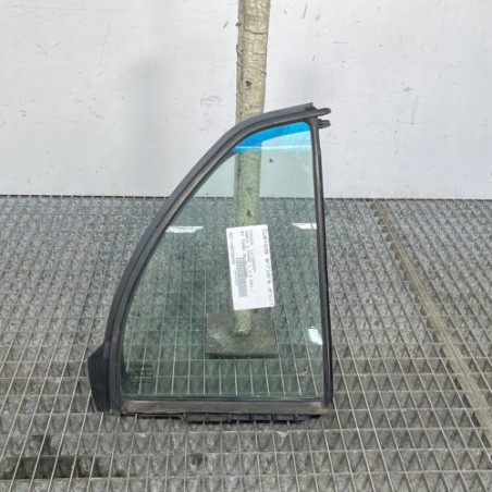 Custode arriere droit (porte) TOYOTA YARIS 2 Photo n°1