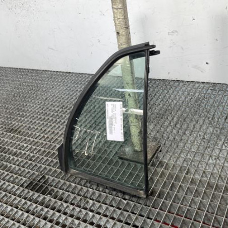 Custode arriere droit (porte) TOYOTA YARIS 2