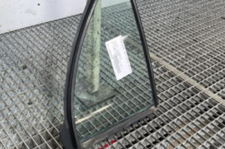 Custode arriere droit (porte) TOYOTA YARIS 2
