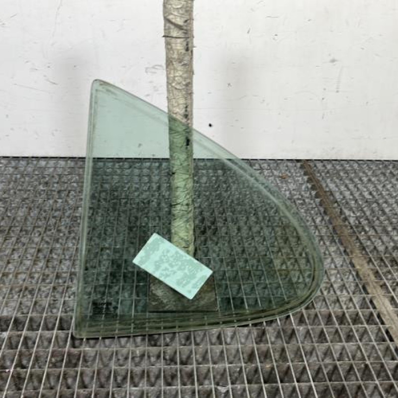 Custode arriere droit (porte) RENAULT MEGANE 1 Photo n°4