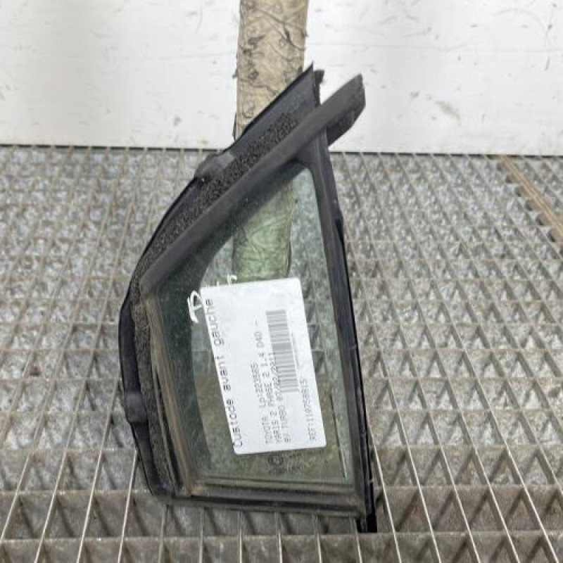 Custode avant gauche (porte) TOYOTA YARIS 2 Photo n°1