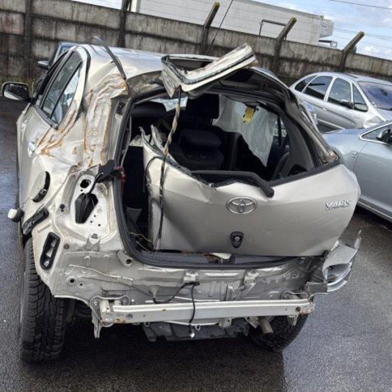 Custode avant gauche (porte) TOYOTA YARIS 2 Photo n°9