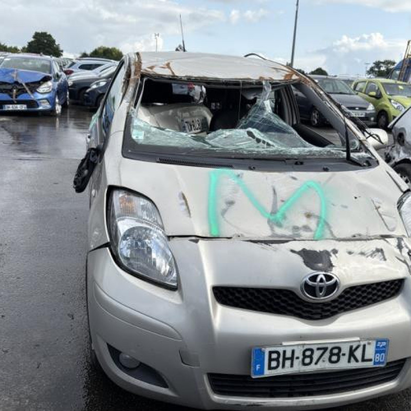 Custode avant gauche (porte) TOYOTA YARIS 2 Photo n°12