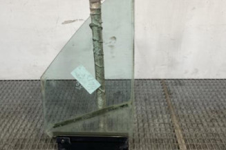 Custode avant gauche (porte) RENAULT MEGANE 1