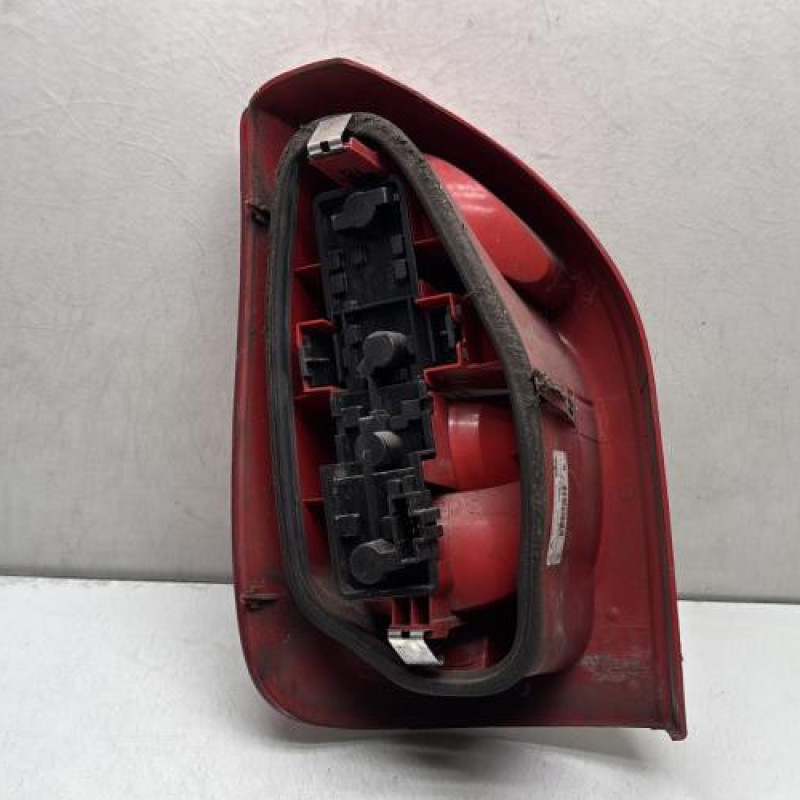 Feu arriere principal droit (feux) CITROEN XSARA PICASSO Photo n°3