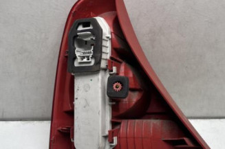 Feu arriere principal droit (feux) RENAULT CLIO 2 CAMPUS