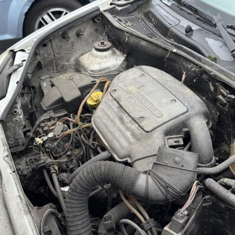 Pretensionneur de ceinture avant droit RENAULT KANGOO 1 Photo n°17