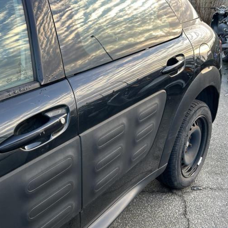 Extension d'aile arriere gauche CITROEN C4 CACTUS Photo n°17