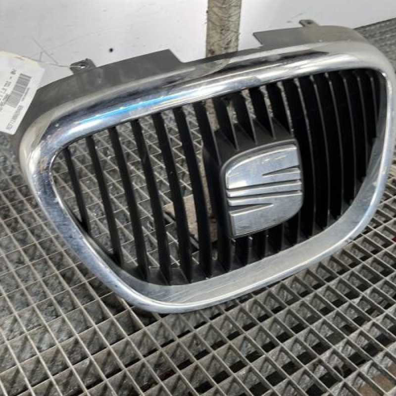 Calandre SEAT LEON 2 Photo n°3
