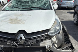 Serrure arriere droit RENAULT CLIO 4