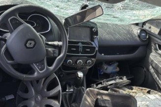 Serrure arriere droit RENAULT CLIO 4