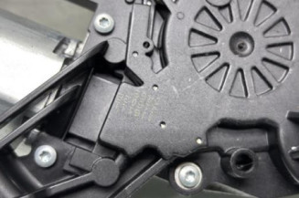 Moteur essuie glace arriere RENAULT KADJAR