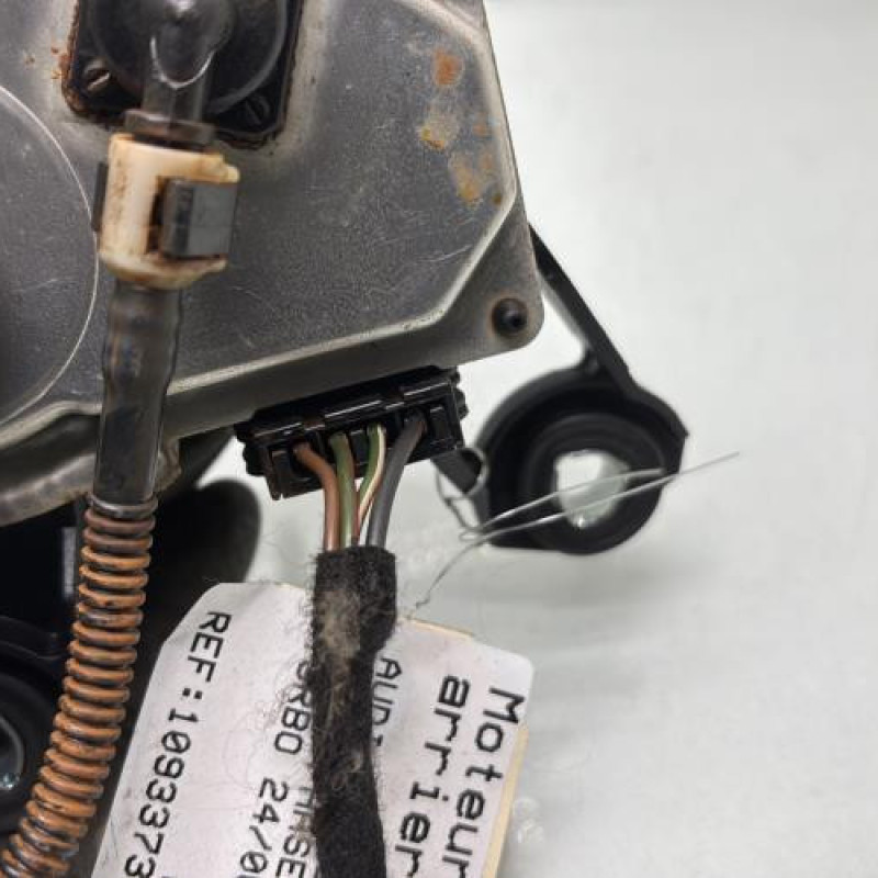 Moteur essuie glace arriere AUDI A3 2 Photo n°4