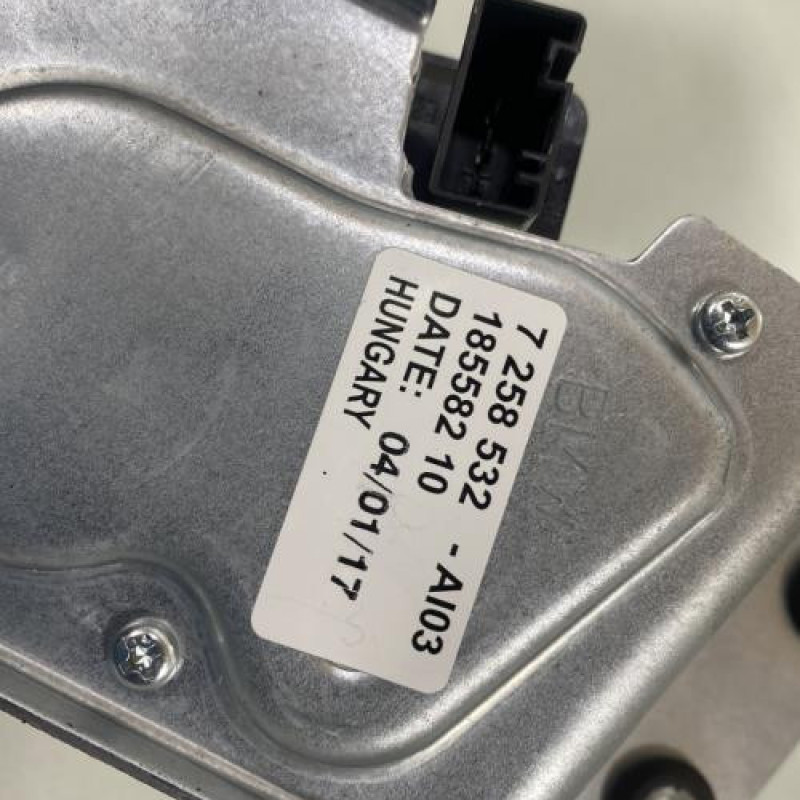 Moteur essuie glace arriere BMW SERIE 1 F20 Photo n°4