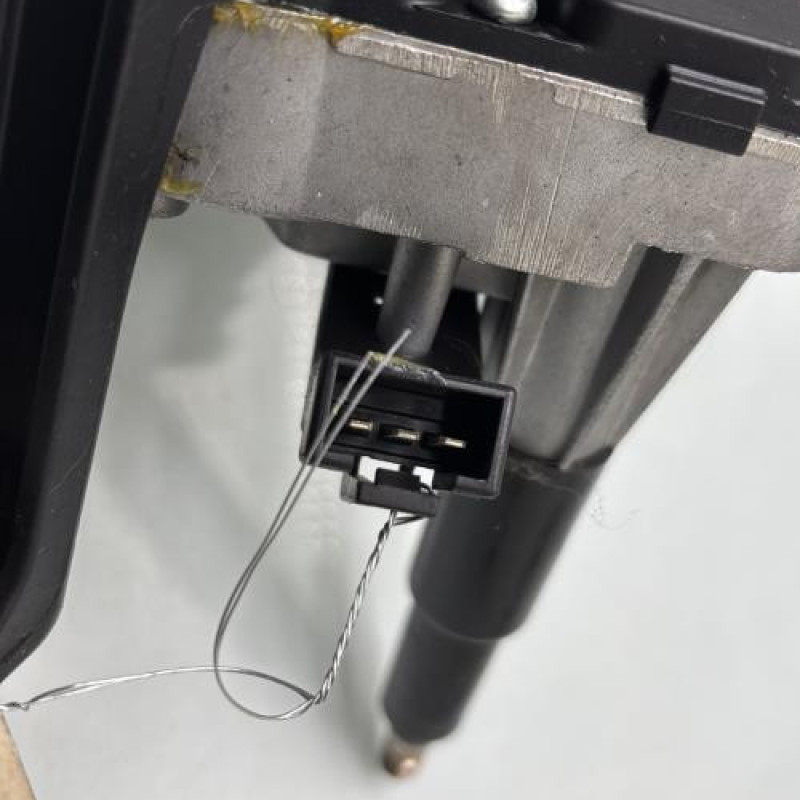 Moteur essuie glace arriere VAUXHALL ASTRA H Photo n°5