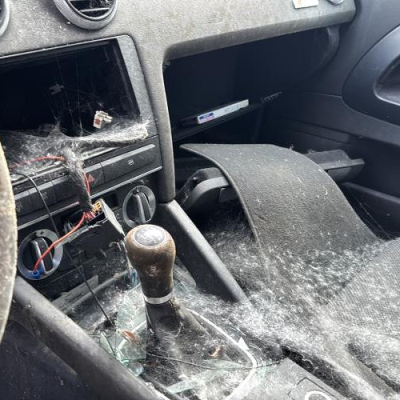 Moteur essuie glace arriere AUDI A3 2 Photo n°15