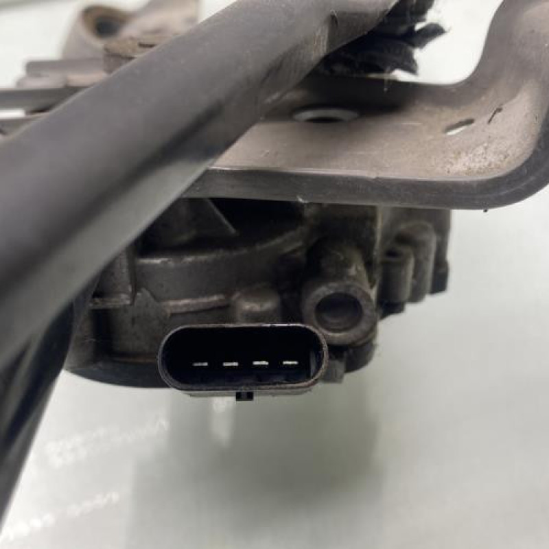 Moteur essuie glace avant MERCEDES CLASSE A 176 Photo n°6