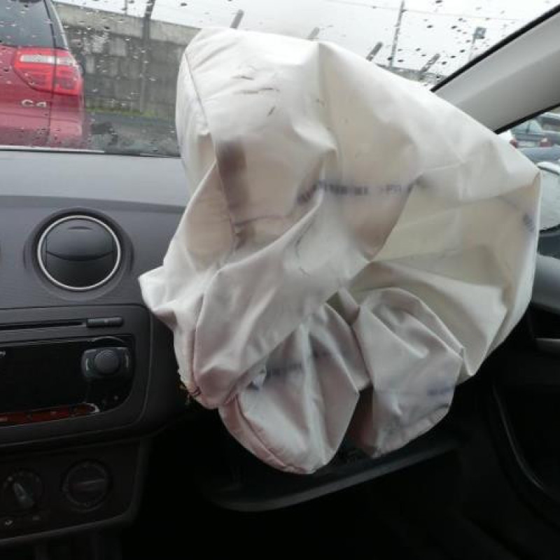 Aile avant gauche SEAT IBIZA 4 Photo n°6