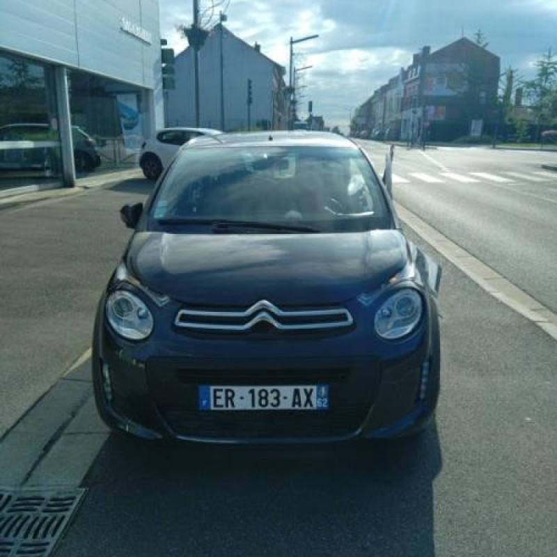 Pare boue arriere droit CITROEN C1 2 Photo n°15