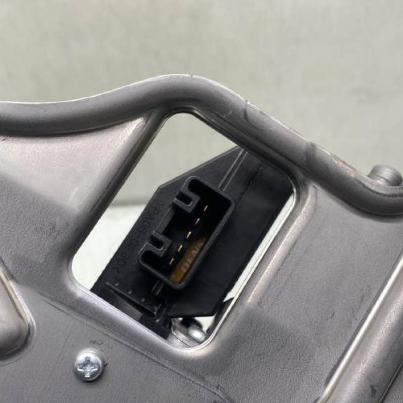 Moteur essuie glace arriere TOYOTA YARIS 3 Photo n°3