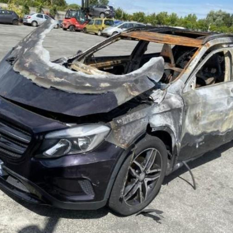 Pare boue arriere gauche MERCEDES CLASSE GLA 156 Photo n°8