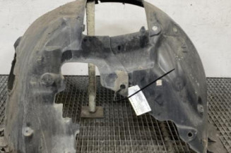 Pare boue avant droit RENAULT MEGANE 2 Photo n°1
