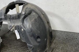 Pare boue avant droit RENAULT MEGANE 2
