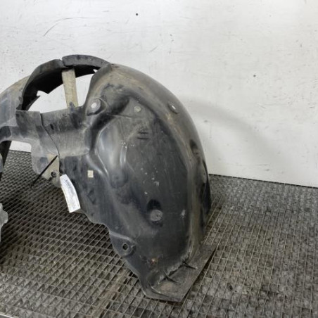 Pare boue avant droit RENAULT MEGANE 2