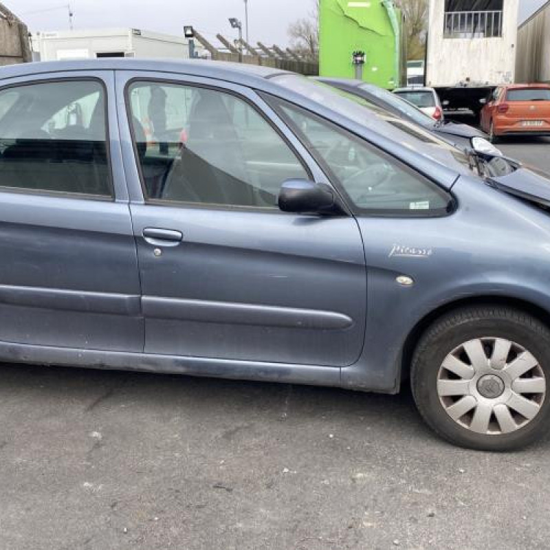 Moteur CITROEN XSARA PICASSO Photo n°18
