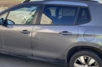 Pare boue arriere gauche PEUGEOT 2008 1