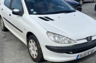 Moteur PEUGEOT 206 Photo n°1