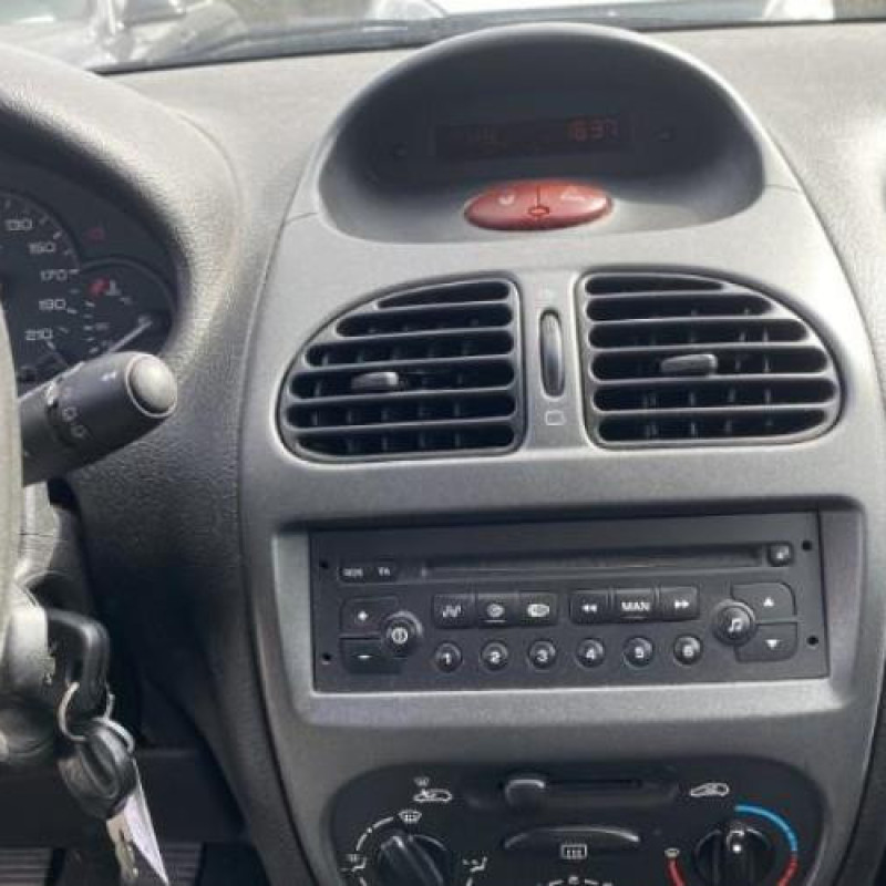 Moteur PEUGEOT 206 Photo n°10
