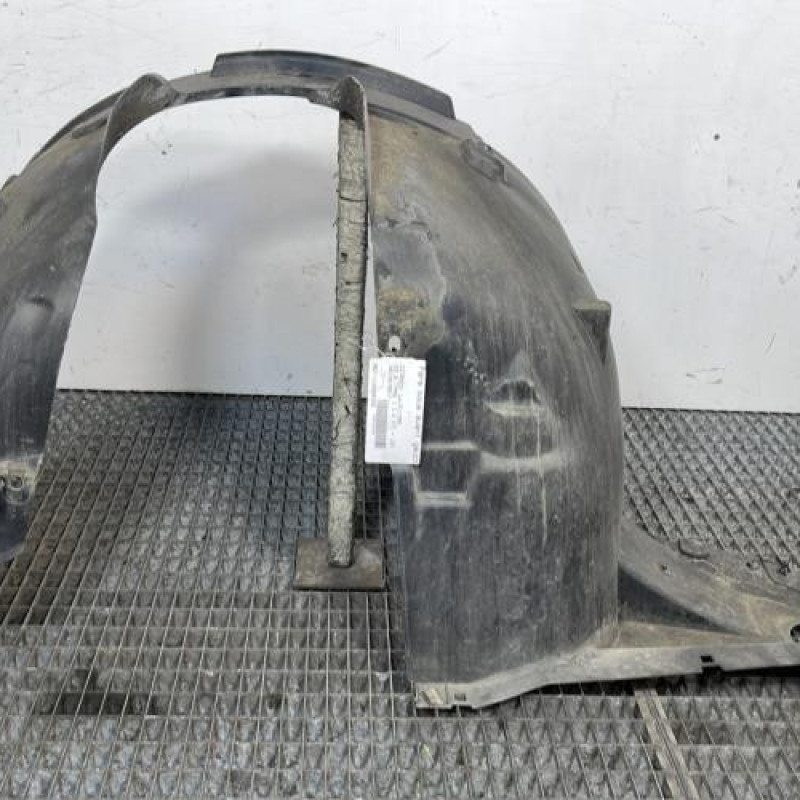 Pare boue avant gauche CITROEN C3 3 Photo n°1