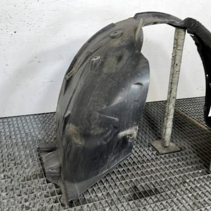 Pare boue avant gauche CITROEN C3 3 Photo n°2