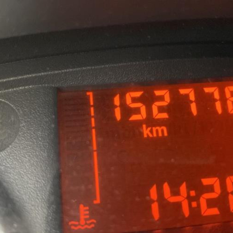Moteur RENAULT CLIO 3 Photo n°18