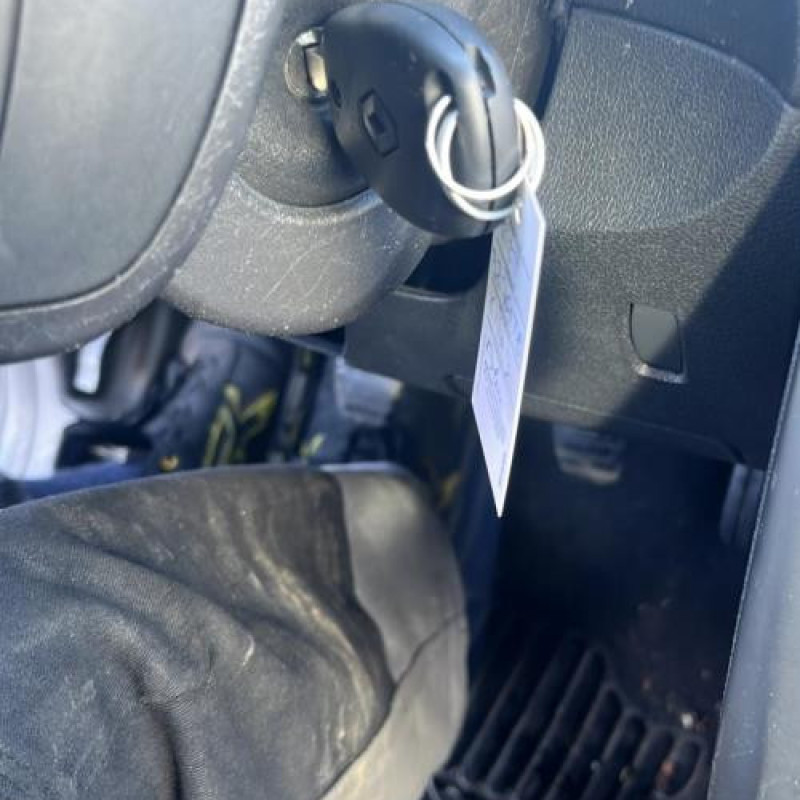 Moteur RENAULT CLIO 3 Photo n°20