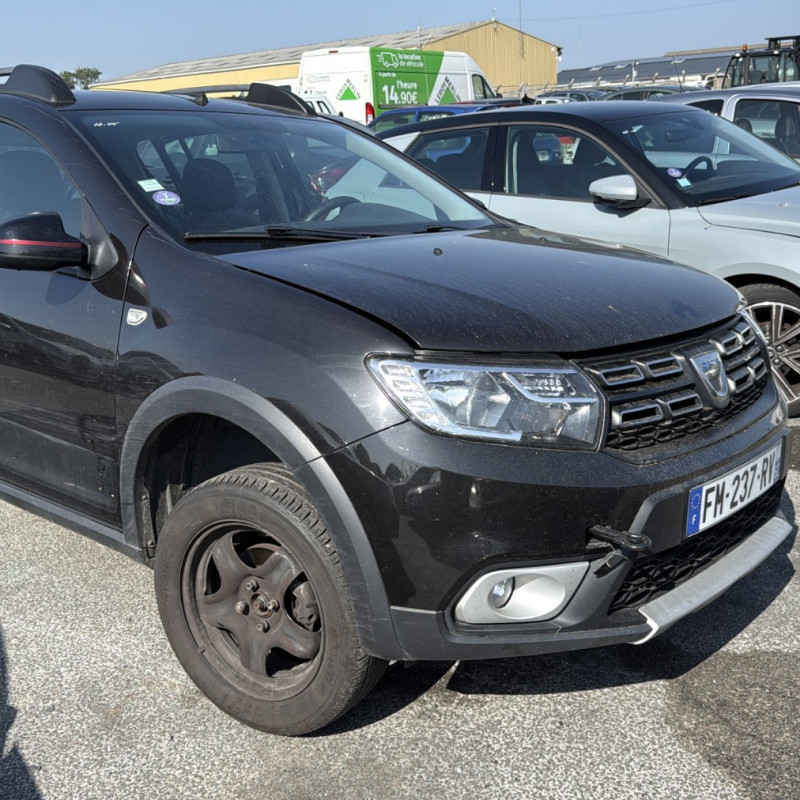DACIA SANDERO 2 PHASE 2 0.9i - 12V TURBO TCE 90 Photo n°13