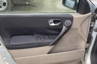 Pare boue avant gauche RENAULT MEGANE 2