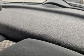 Pare boue avant gauche RENAULT MEGANE 2