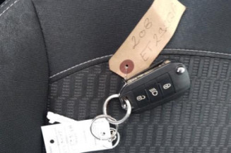 Ceinture avant droit PEUGEOT 208 1