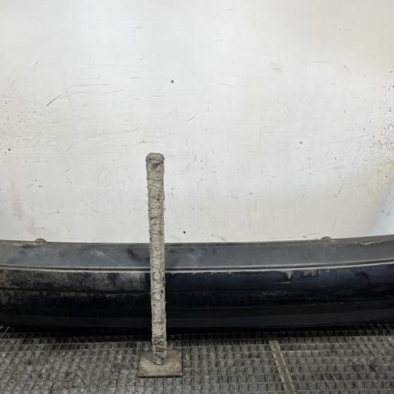 Pare choc arriere BMW SERIE 3 E36 Photo n°1