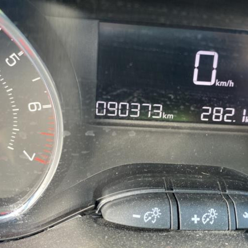 Compteur PEUGEOT 208 1 Photo n°18