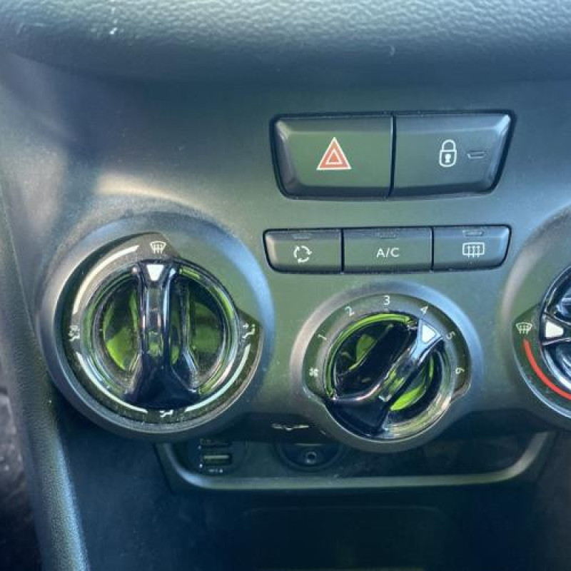 Moteur essuie glace avant PEUGEOT 208 1 Photo n°15