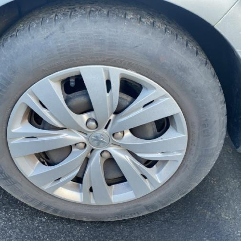 Pivot de moyeu avant droit PEUGEOT 208 1 Photo n°19