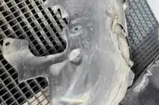 Pare boue avant gauche RENAULT MEGANE 2