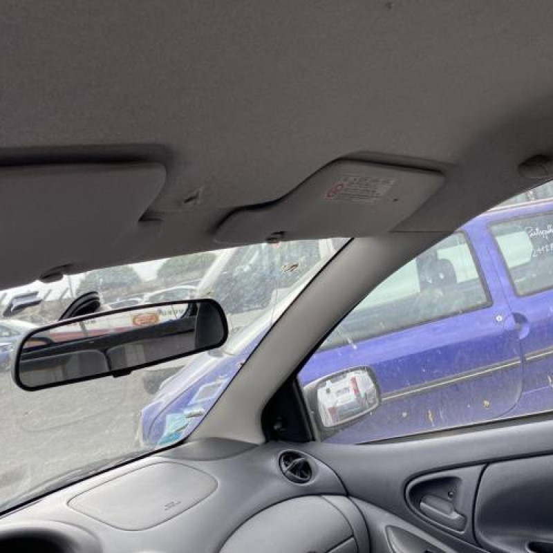Plage arriere TOYOTA YARIS 1 Photo n°20